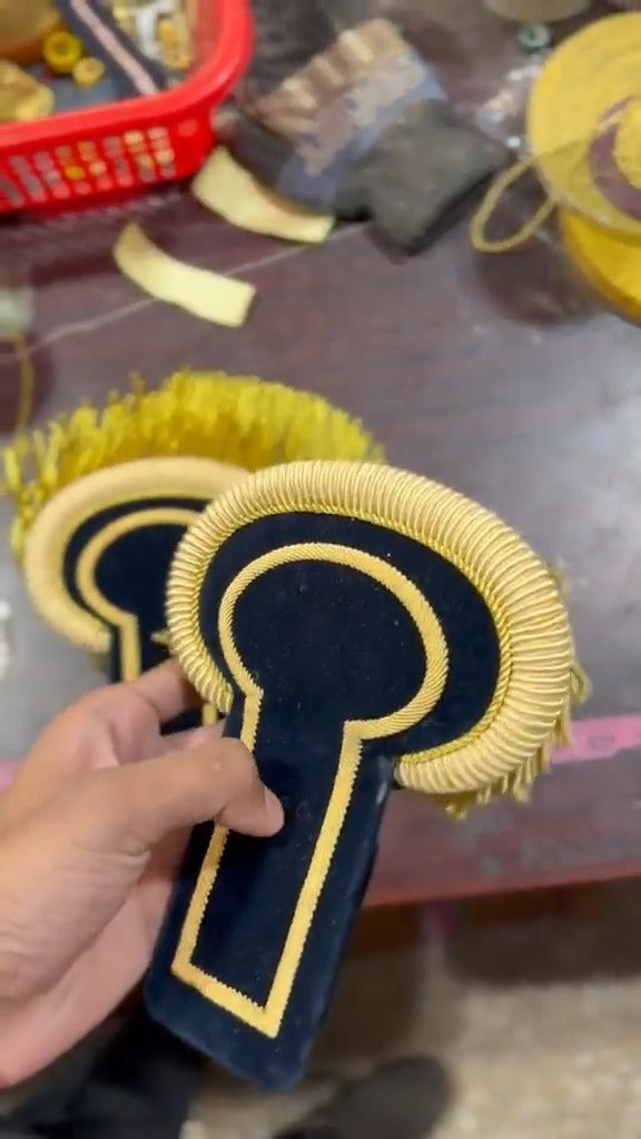 Premium Handmade Gold Bullion Fringe Epaulettes – Ceremonial Military Shoulder Boards (Pair)