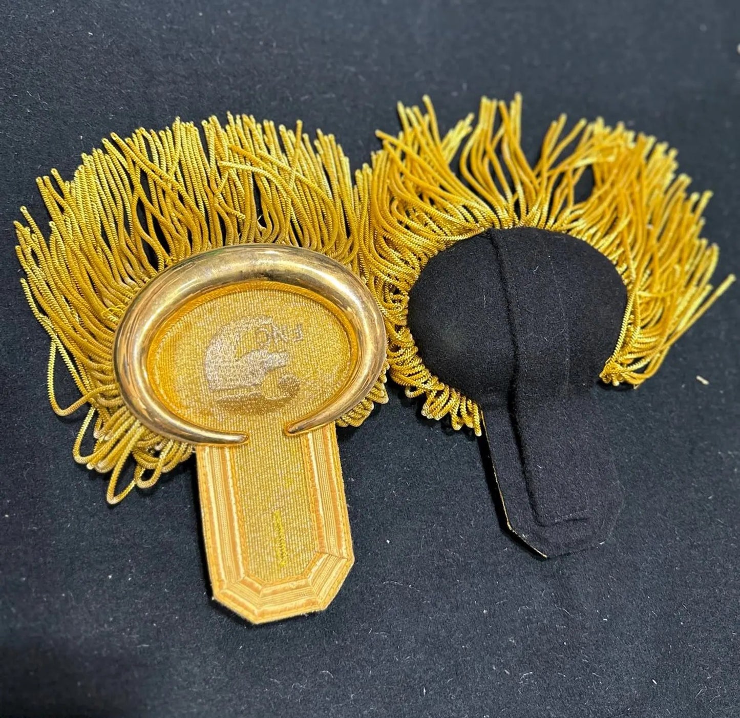 Military Ceremonial Gold Bullion Shoulder Epaulettes with Fringe – Premium Dress Uniform Shoulder Boards (Pair)
